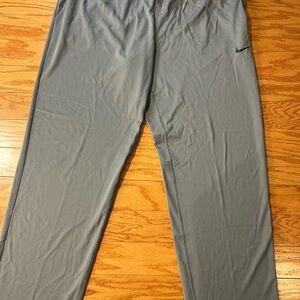 Nike Men's Gray Athletic Pants